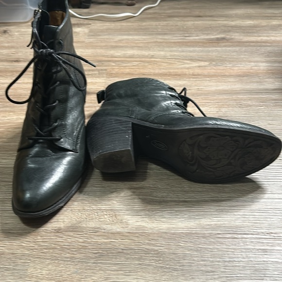 Leather booties! - Picture 2 of 3